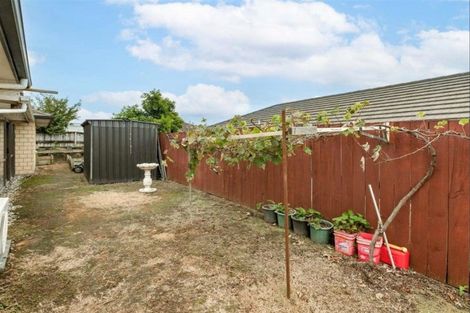 Photo of property in 12 Te Ironui Place, Huntington, Hamilton, 3210
