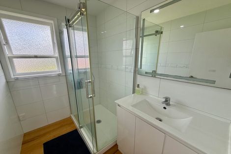 Photo of property in 51 Woodford Avenue, Henderson, Auckland, 0610