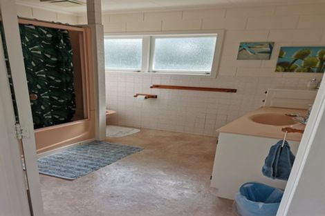 Photo of property in 193 Pukehina Parade, Pukehina, 3189