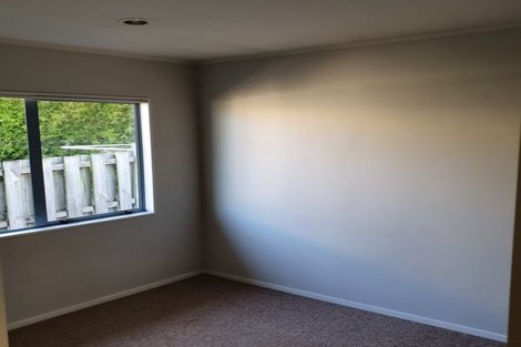 Photo of property in 9 Italia Grove, Mount Wellington, Auckland, 1060