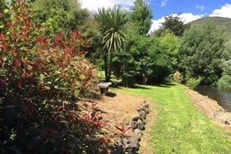 Photo of property in 19 Western Valley Road, Little River, 7591