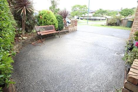 Photo of property in 16 Brittany Drive, Henderson, Auckland, 0612
