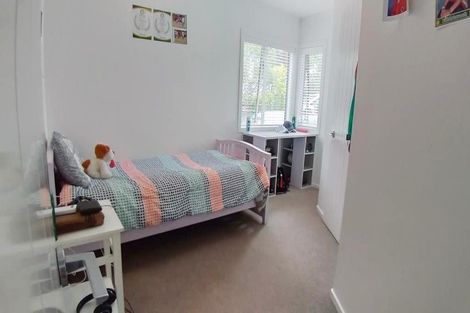 Photo of property in 1/12 Speedy Crescent, Hillcrest, Auckland, 0627