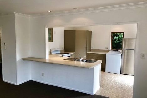 Photo of property in 2/32 Merani Street, Narrow Neck, Auckland, 0622