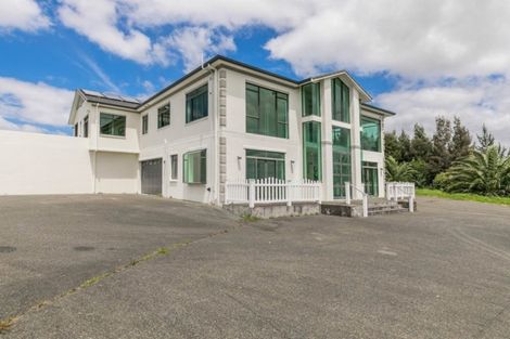 Photo of property in 2036 East Coast Road, Stillwater, Silverdale, 0993