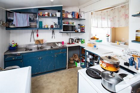 Photo of property in 12 Threadneedle Street, Greymouth, 7805