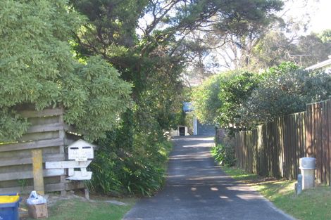 Photo of property in 4 Ondine Place, Glenfield, Auckland, 0629