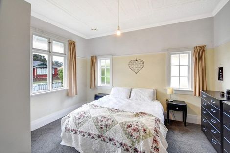 Photo of property in 37 Somerville Street, Andersons Bay, Dunedin, 9013