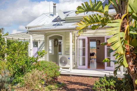 Photo of property in 60 Te Ana Lane, Thames, 3577