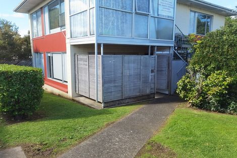 Photo of property in 1/736 Mount Eden Road, Mount Eden, Auckland, 1024