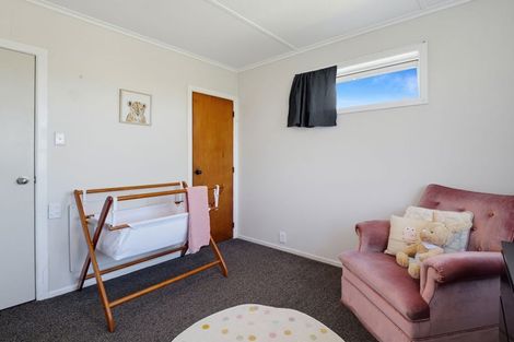 Photo of property in 24 Lee Street, Castlecliff, Whanganui, 4501