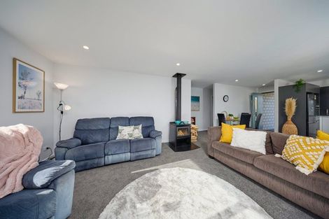 Photo of property in 6 Pukeko Place, Kaikoura, 7300