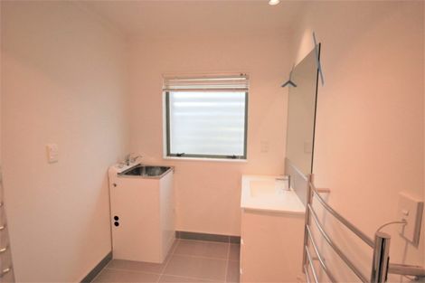 Photo of property in 75a Penrose Road, Mount Wellington, Auckland, 1060