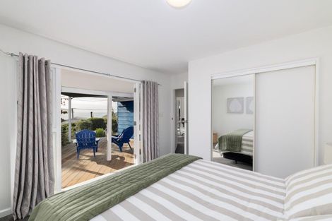 Photo of property in 17 Purau Avenue, Diamond Harbour, 8972