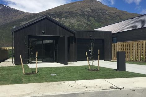 Photo of property in 26 Huxley Place, Lake Hayes, Queenstown, 9304