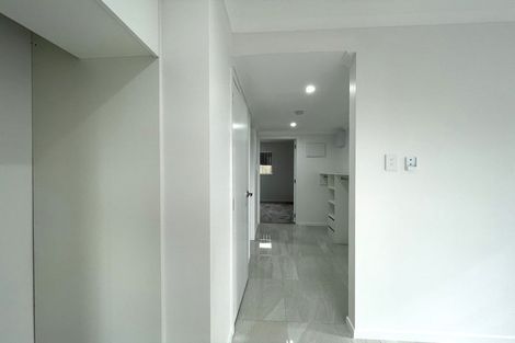 Photo of property in 7/7 Glen Road, Ranui, Auckland, 0612