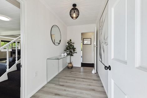 Photo of property in 9 Erin Street, Hawera, 4610