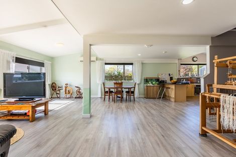 Photo of property in 899 State Highway 1, Te Horo, Otaki, 5581