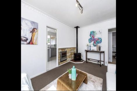 Photo of property in 14 Sunhaven Avenue, Glenfield, Auckland, 0629