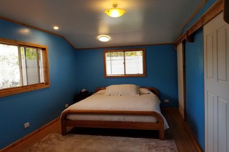 Photo of property in 18 Sir George Back Street, Opua, 0200