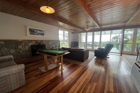 Photo of property in 34 Nikau Street, Eastbourne, Lower Hutt, 5013