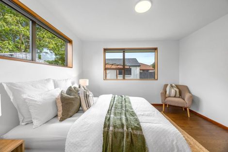 Photo of property in 2/22 Prossers Road, Saint Martins, Christchurch, 8022