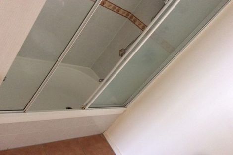 Photo of property in 3b Charlenne Close, Ranui, Auckland, 0612