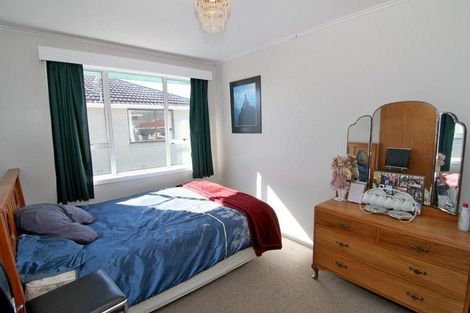 Photo of property in 48 Vardon Road, St Andrews, Hamilton, 3200