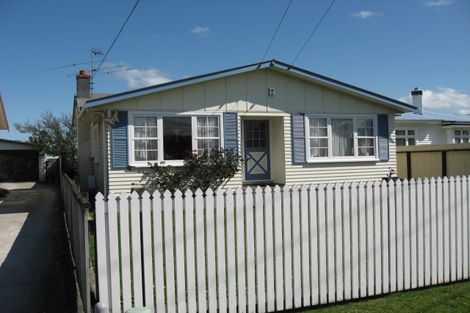 Photo of property in 26 Birdwood Road, Waterloo, Lower Hutt, 5011