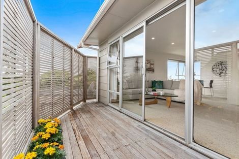 Photo of property in 81 Juniper Road, Sunnynook, Auckland, 0620