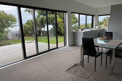 Photo of property in 5 Te Awakura Terrace, Mount Pleasant, Christchurch, 8081