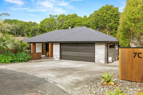 Photo of property in 7c Pipitea Place, Whalers Gate, New Plymouth, 4310
