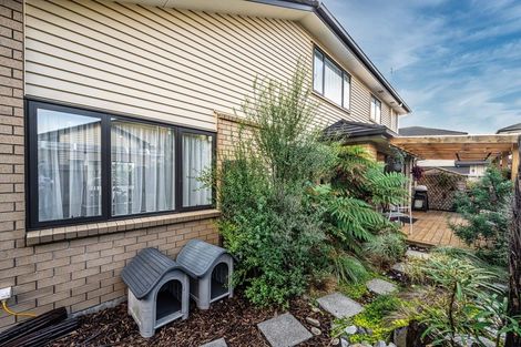 Photo of property in 118a Gracechurch Drive, Flat Bush, Auckland, 2016