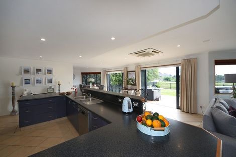 Photo of property in 83 Ferry Road, Clive, 4102