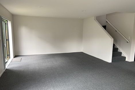 Photo of property in 1/25 Fields Parade, Oteha, Auckland, 0632