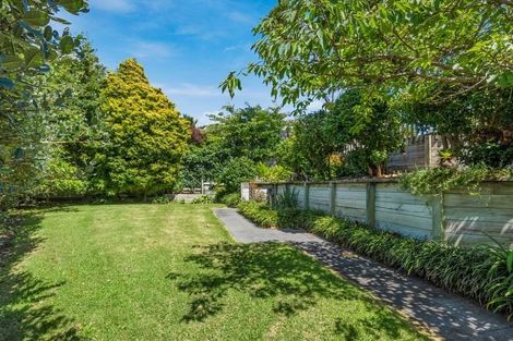 Photo of property in 27 Tainui Street, Raumati Beach, Paraparaumu, 5032