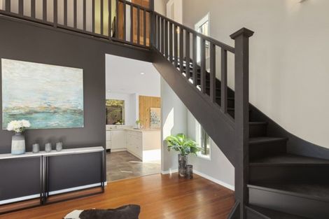 Photo of property in 21a Walnut Way, Maungaraki, Lower Hutt, 5010