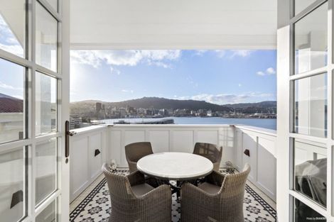 Photo of property in 30 Mcfarlane Street, Mount Victoria, Wellington, 6011