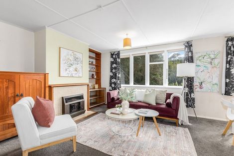 Photo of property in 8 Ngahue Crescent, Elsdon, Porirua, 5022