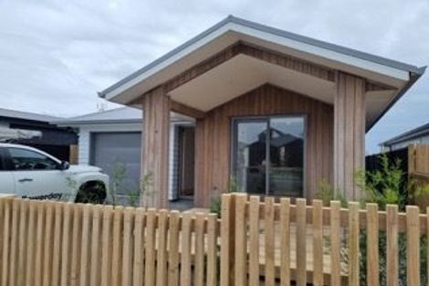 Photo of property in 4 Chrysler Street, Papamoa, 3118