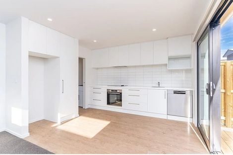 Photo of property in 77 Linwood Avenue, Linwood, Christchurch, 8011