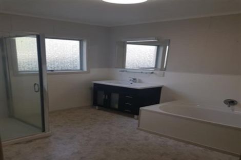 Photo of property in 9 Prudence Place, Oakura, 4314