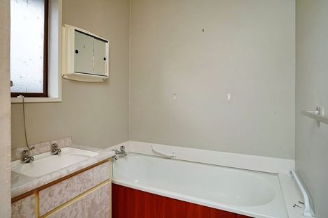Photo of property in 1/69 Denise Crescent, Hornby, Christchurch, 8042