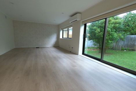 Photo of property in 15 Gretel Place, Hillcrest, Auckland, 0627