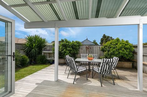Photo of property in 5/103 Swanson Road, Henderson, Auckland, 0610