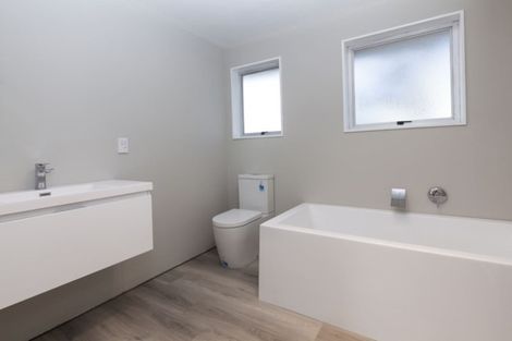 Photo of property in 23 Denniston Crescent, Redwood, Christchurch, 8051