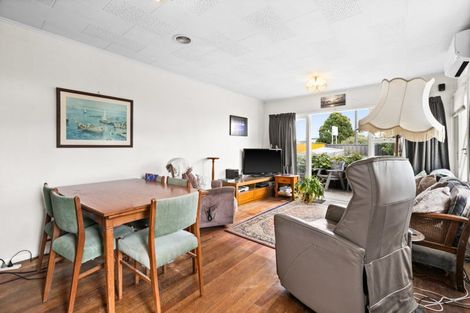 Photo of property in 45 Middle Road, Havelock North, 4130