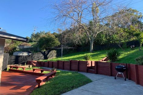 Photo of property in 47 John Dee Crescent, Red Beach, 0932