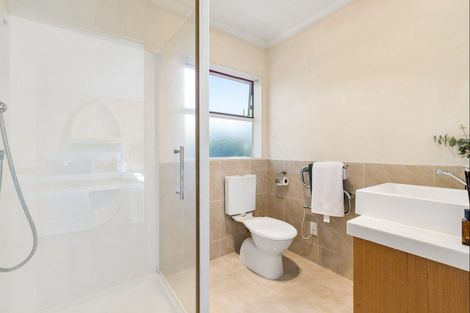 Photo of property in 14 Monash Place, Flat Bush, Auckland, 2016