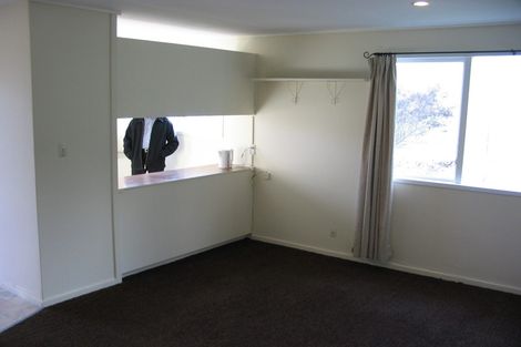 Photo of property in 8 Aspen Grove, Maungaraki, Lower Hutt, 5010